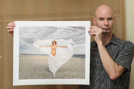 Hope, Breeze, Cloth 8/10