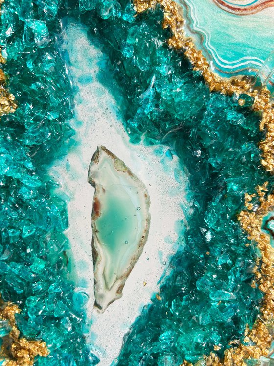 Turquoise Floating agate.