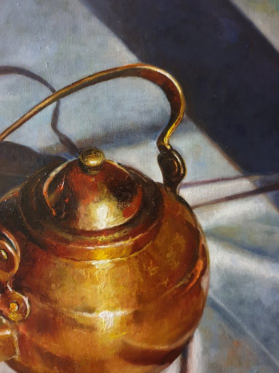 "Old friend.." ( option N2) still life  old teapot  liGHt original painting  GIFT (2020)