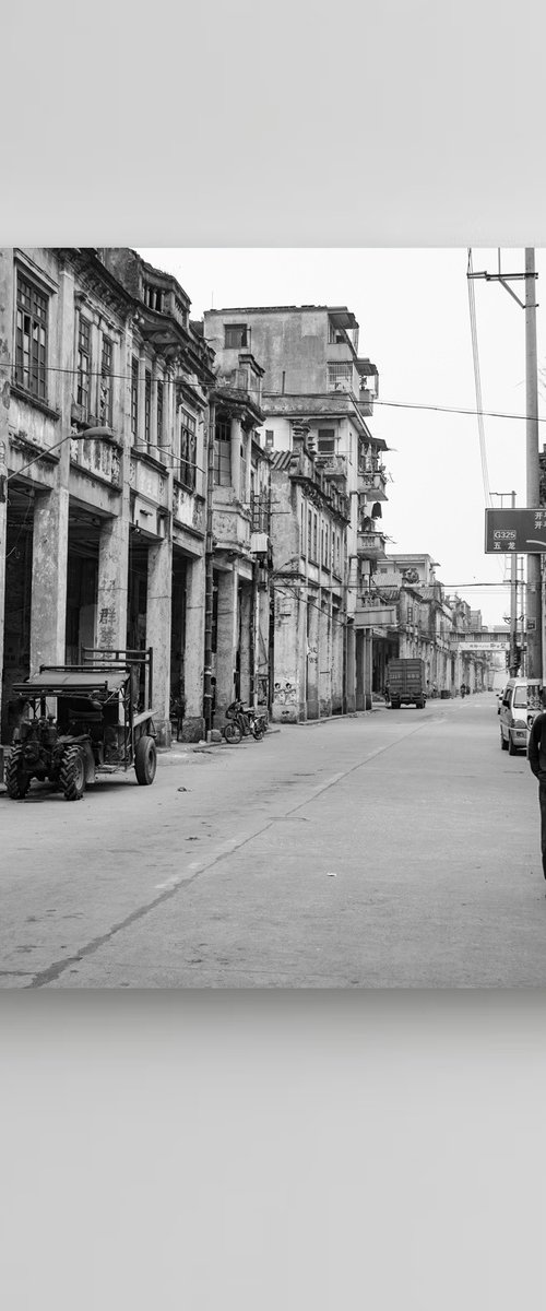 Chikanzhen I by Serge Horta