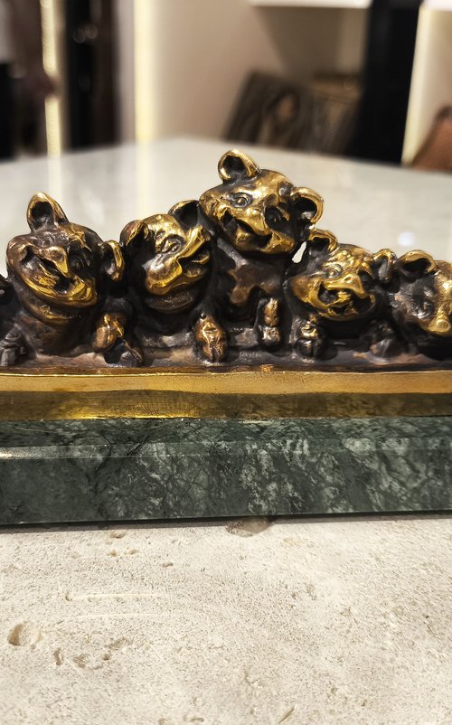 Seven Little Piggies by Hrachya Ohanyan
