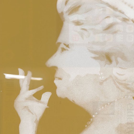 SPLIFF QUEEN 1ST CLASS (u).