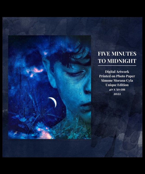 FIVE MINUTES TO MIDNIGHT | 2022 | DIGITAL ARTWORK PRINTED ON PAPER | HIGH QUALITY | UNIQUE EDITION | SIMONE MORANA CYLA | 40 X 50 CM