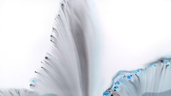 Nature 592