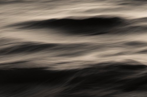 The Uniqueness of Waves XII | Limited Edition Fine Art Print 1 of 10 | 60 x 40 cm by Tal Paz-Fridman