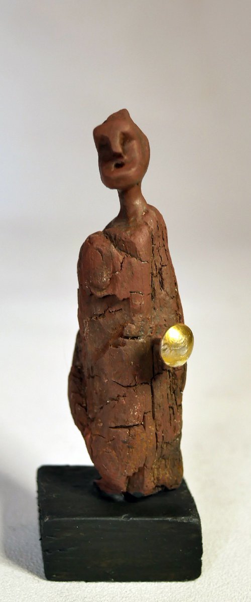 Figure-Totem by Lionel Le Jeune