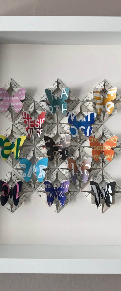 ORIGAMI MOSAIC WHITE by Hernan Reinoso