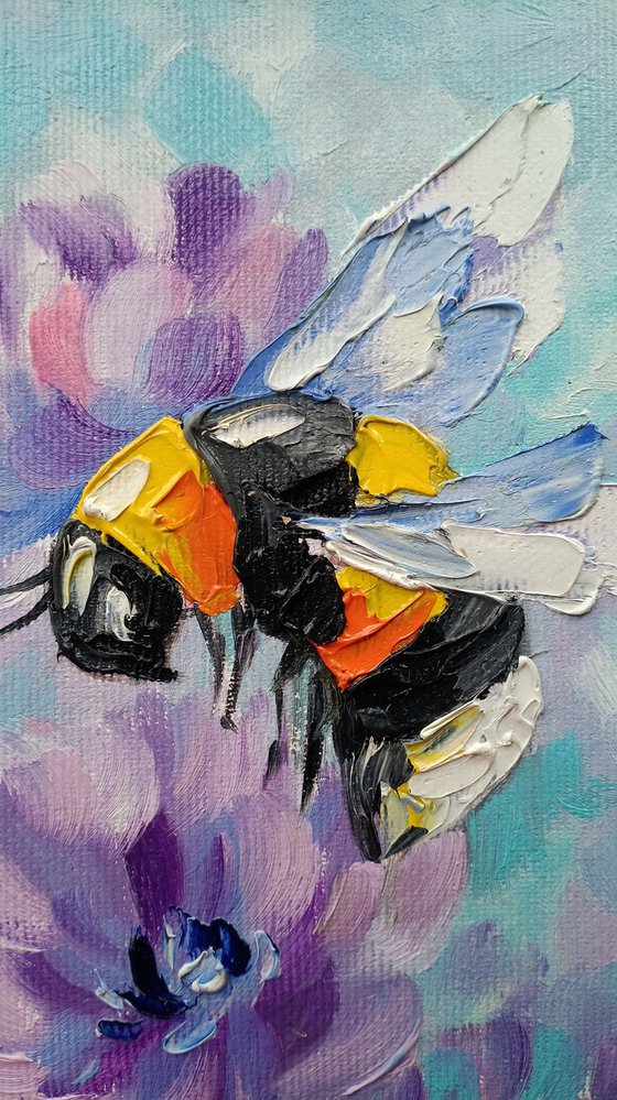 In flight over the beautiful - bumblebee insects, oil painting, canvas, flowers, bumblebee, bumblebee oil, painting, gift, gift idea, insects