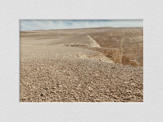 Desert from all sides