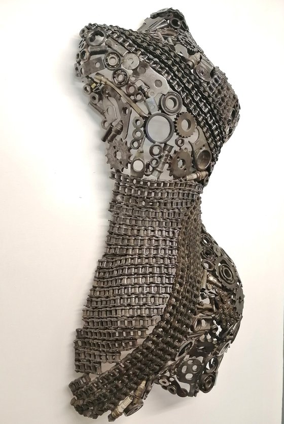 Octavia : Metal Female Sculpture