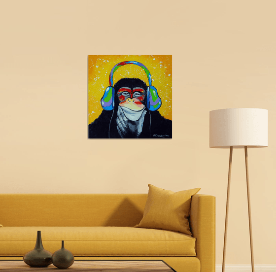 Music lover monkey