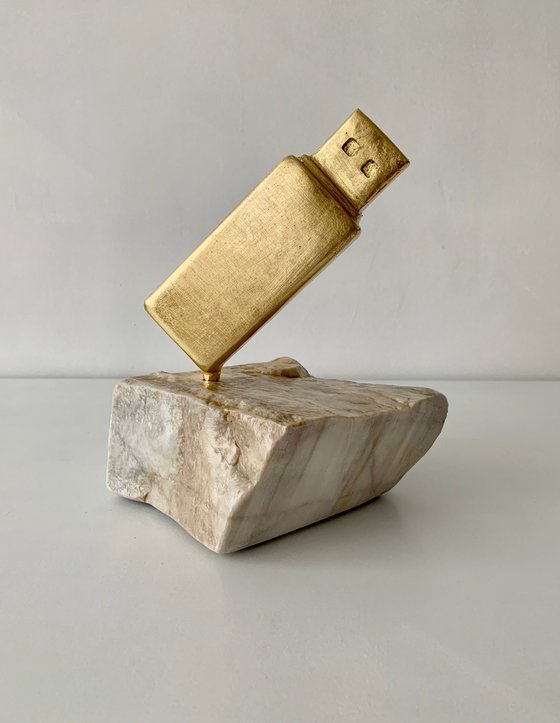 Gold USB Flash