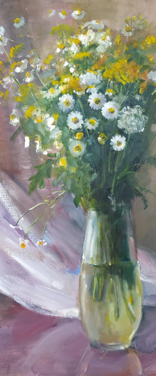 Chamomile and tansy in a vase by Valentina Andrukhova