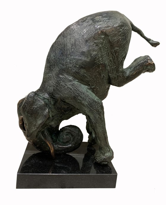 Circus elephant 2
