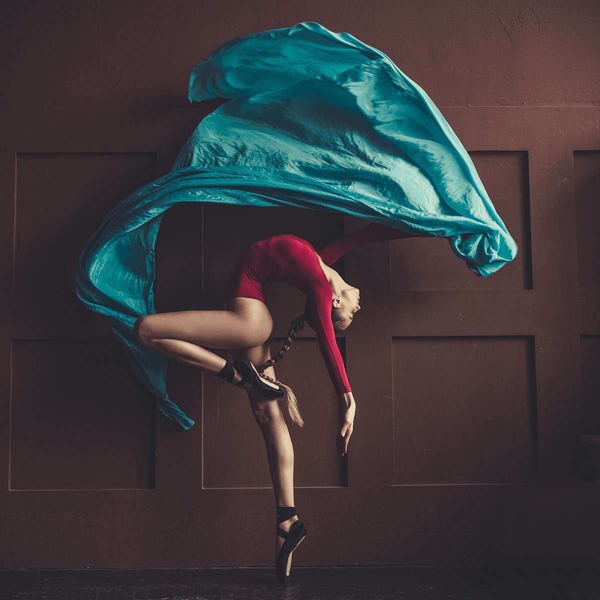 Photorealistic Portrait Photograph By Dan Hecho, 24 X 24, Serafima, Original Artwork