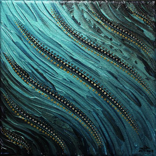 Iridescent light blue fluid by Jonathan Pradillon