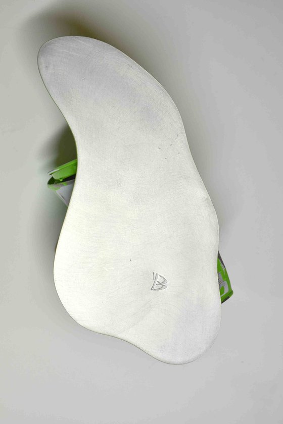 Le vieux pot de peinture vert