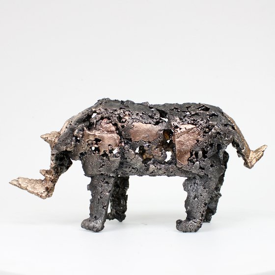 Rhinoceros 8-22 - Metal animal sculpture - bronze and steel lace