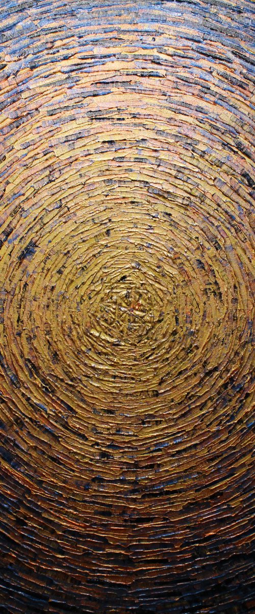 Large shine gold copper colors by Jonathan Pradillon
