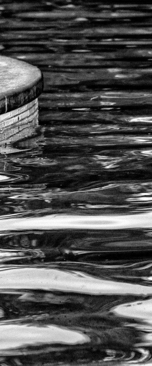 LIQUID EDGE Palm Springs CA by William Dey