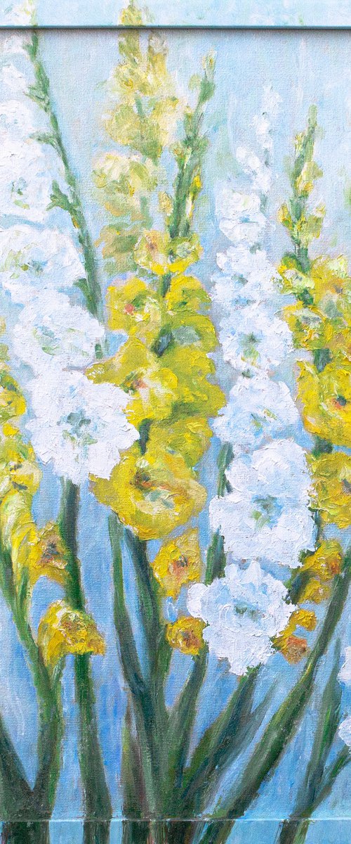 White and Yellow Radiance by Mila Moroko