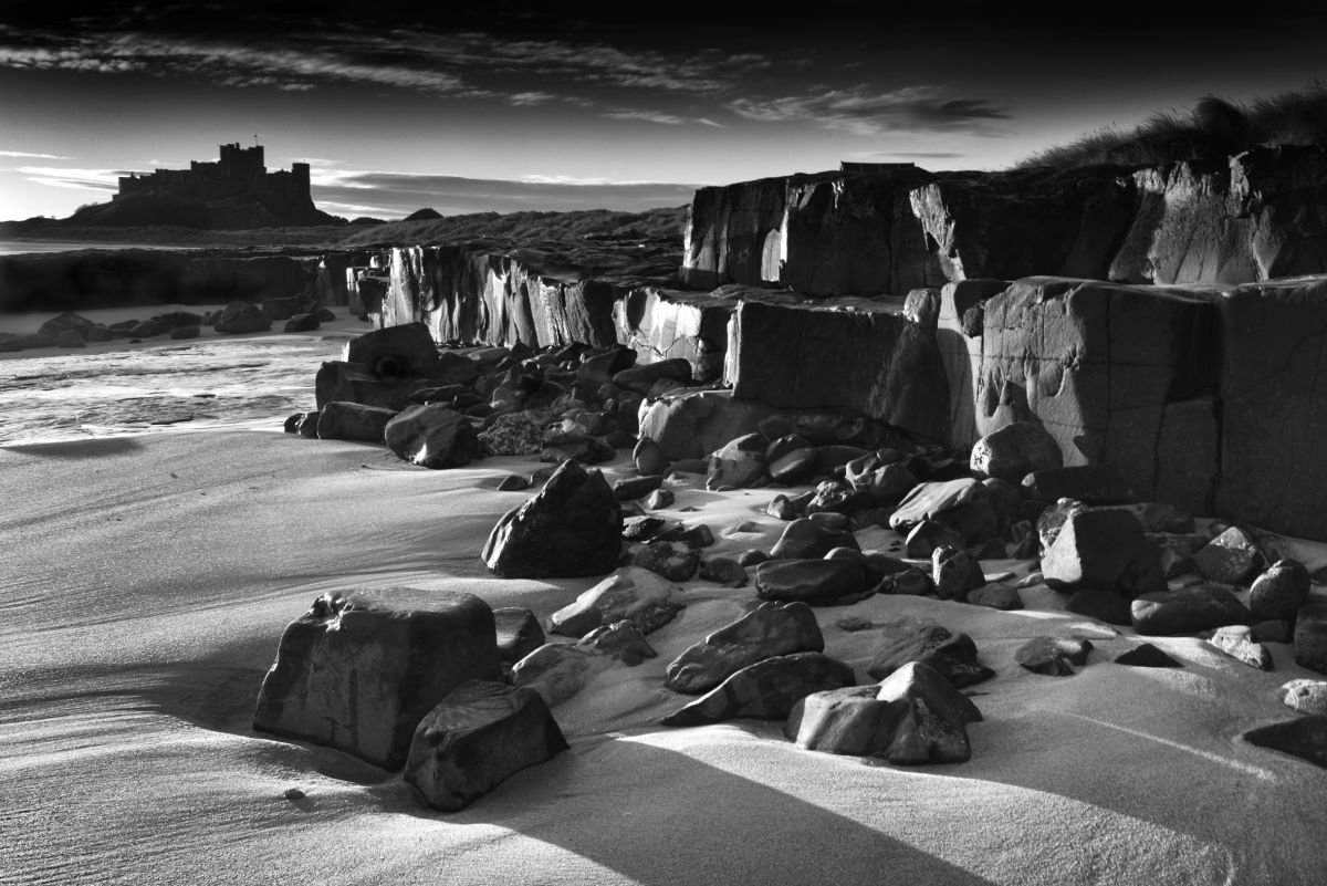 Photorealistic Landscape Photograph By Stephen Hodgetts Photography, 17 X 12", Bamburgh Castle - Northumbria, Original Artwork