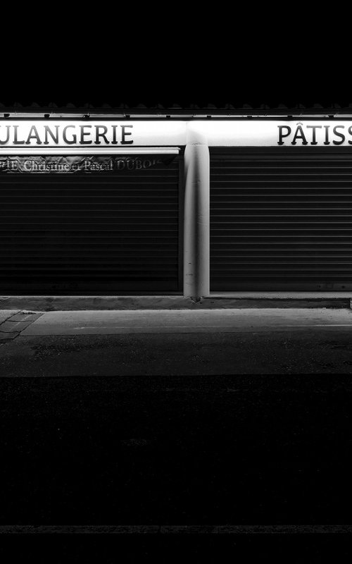 Boulangerie la nuit by Lionel Le Jeune