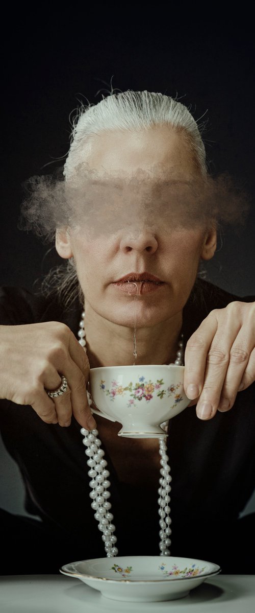 Tea Time II by Cédric Brion