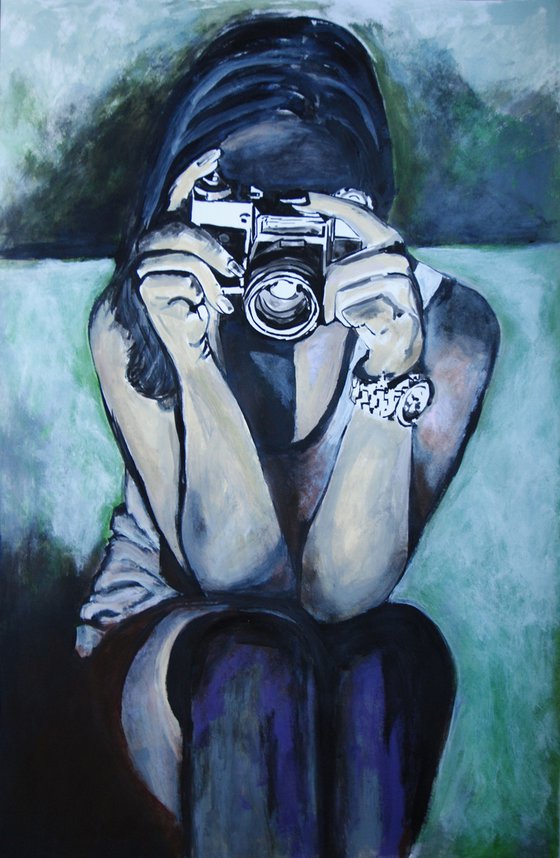 Girl with camera / 100 x 64.5 cm