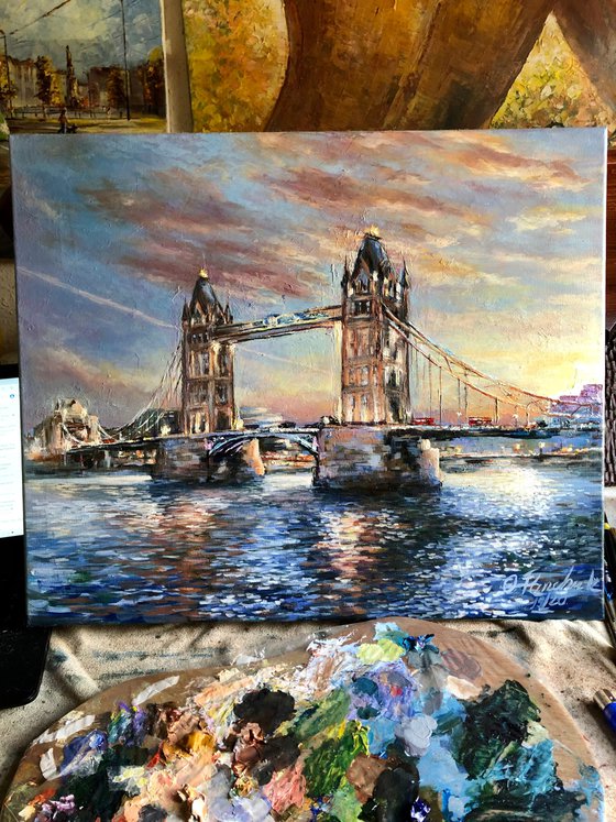 TOWER BRIDGE