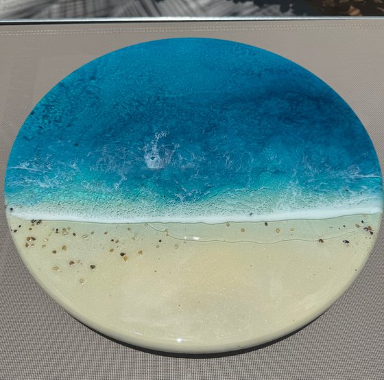 Round ocean #103
