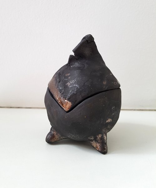 Ceramic | Black clay box by Agne Alma