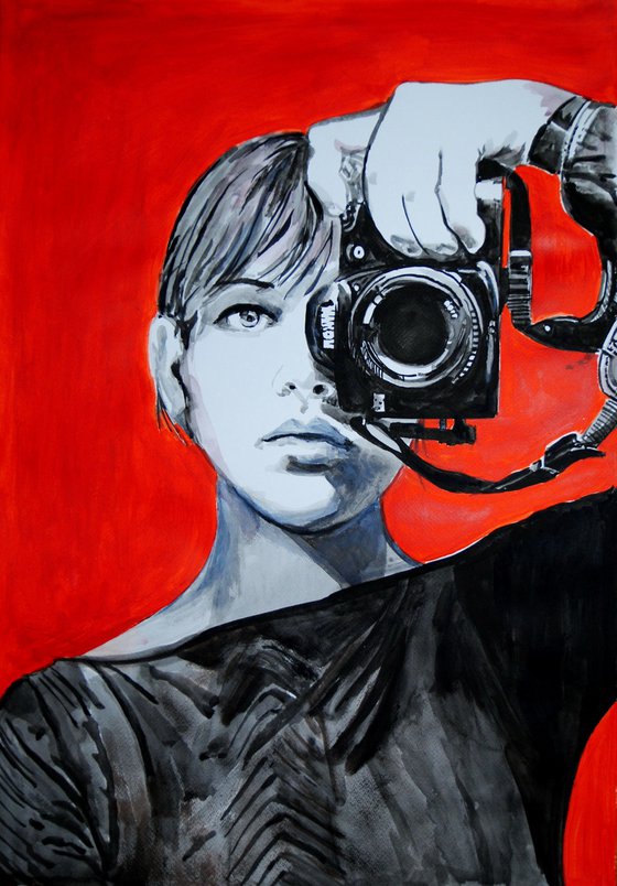 Girl with camera / 72 x 50.5 cm