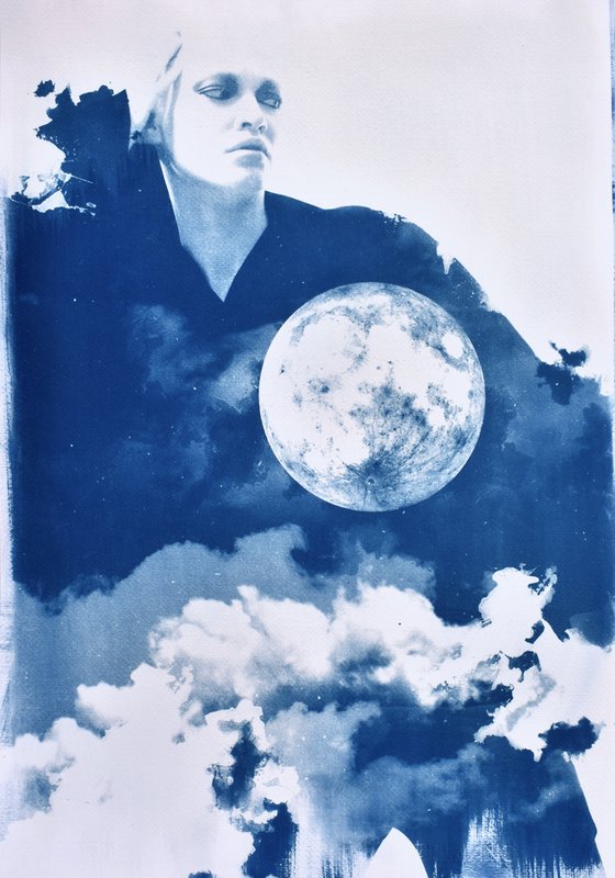 Cyanotype_28_42x60cm_Moon and girl