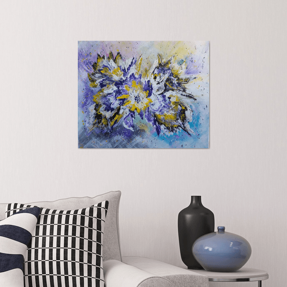 BLOSSOM NIGHT, Light, Gift palette knife acrylic painting