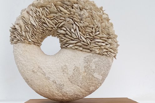 Cover image for Curator's Picks: Abstract Sculpture collection