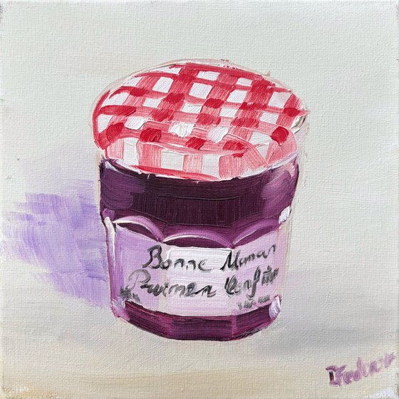 Jam in the small glass jar