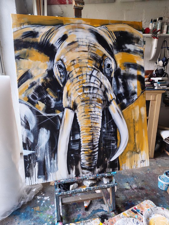 ELEPHANT #29 - RED LIST