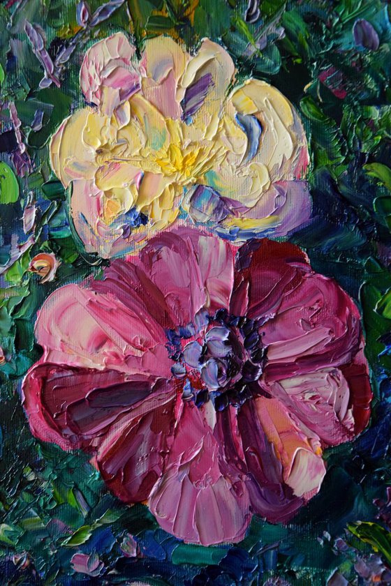 Flowers textured oil painting on canvas, Anemones with palette knife