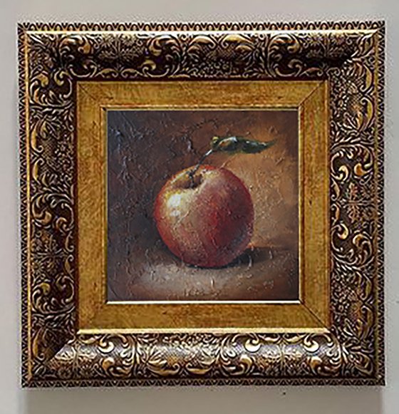 Warm Light of the Apple
