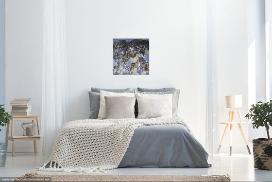 A look in the same direction...