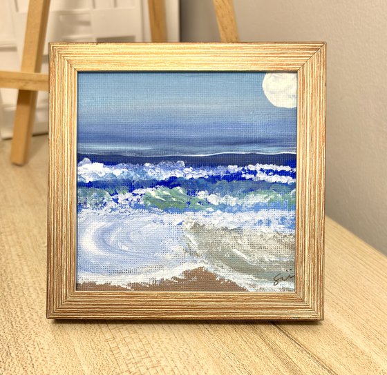 Ocean At The Break of Dawn