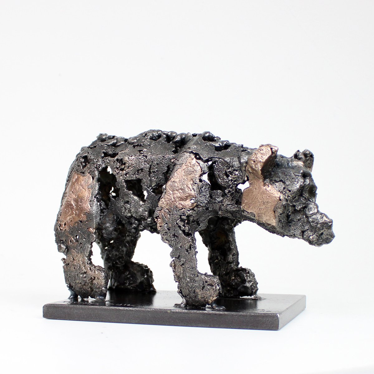 Bear 18-22 - Metal animal sculpture - bronze and steel lace by Philippe Buil