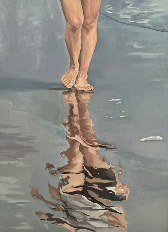 Sea coast. Reflections