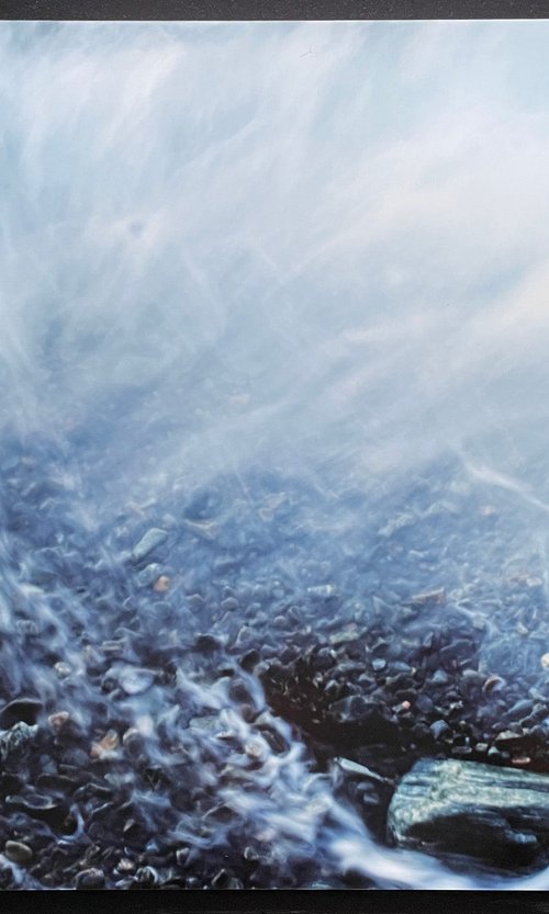 Shallow Blue #4 by Demyd Demydov