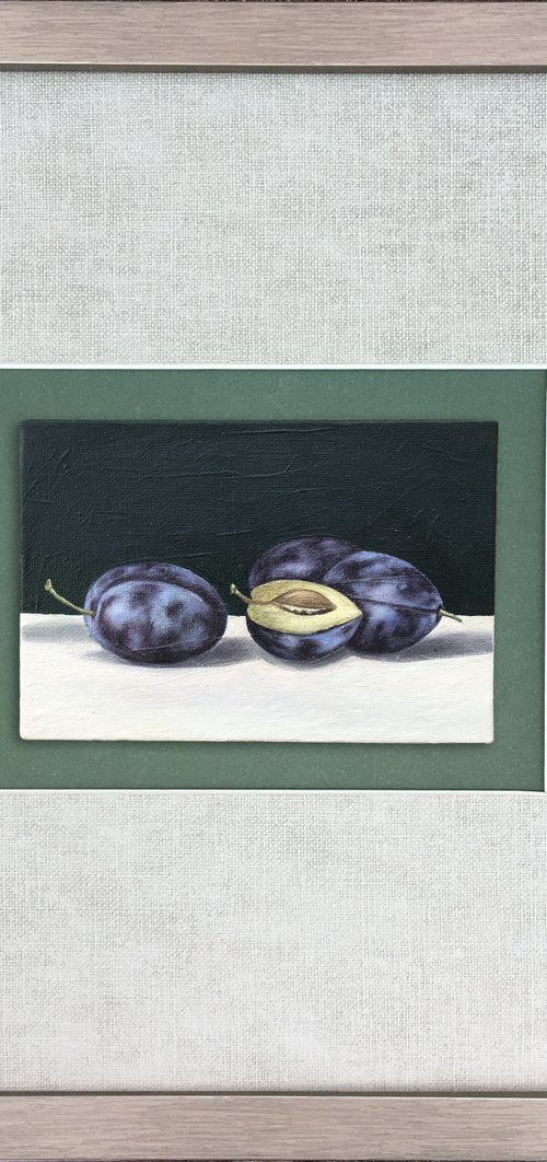 Still life red plums (37x42cm, oil on canvas) by Gevorg Sinanian