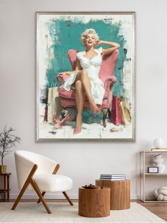 Shopping  Time with Marilyn Monroe