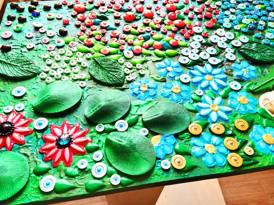 COLORFUL SUMMER GARDEN