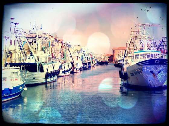 Venice sister town Chioggia in Italy - 60x80x4cm print on canvas 01066m3 READY to HANG