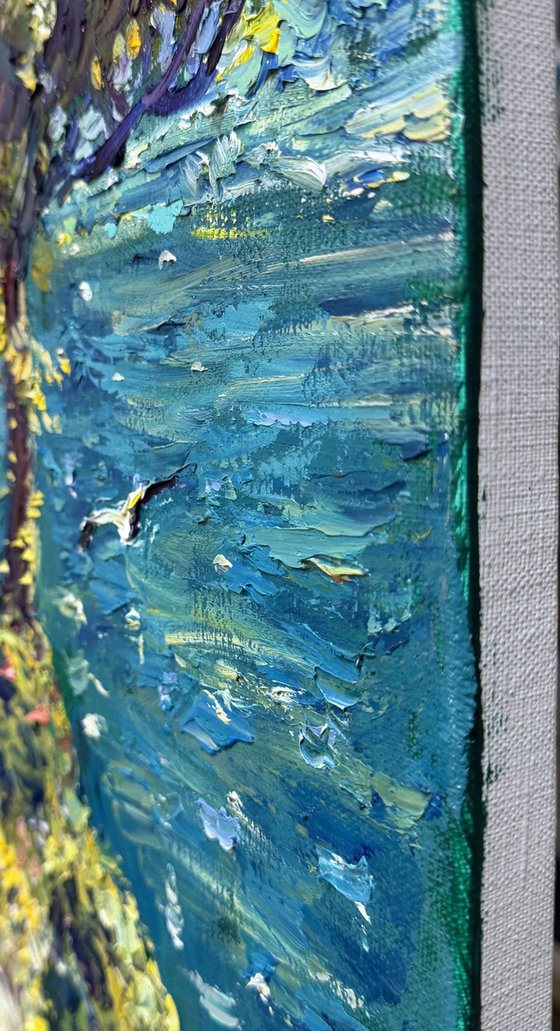 Paradise shore of Lake Como